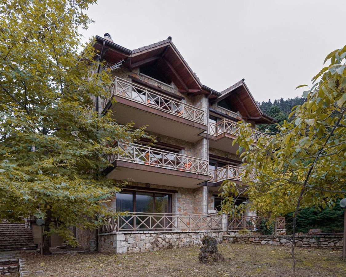 Parnassus Dreamwood Chalet Eptálofos Dış mekan fotoğraf