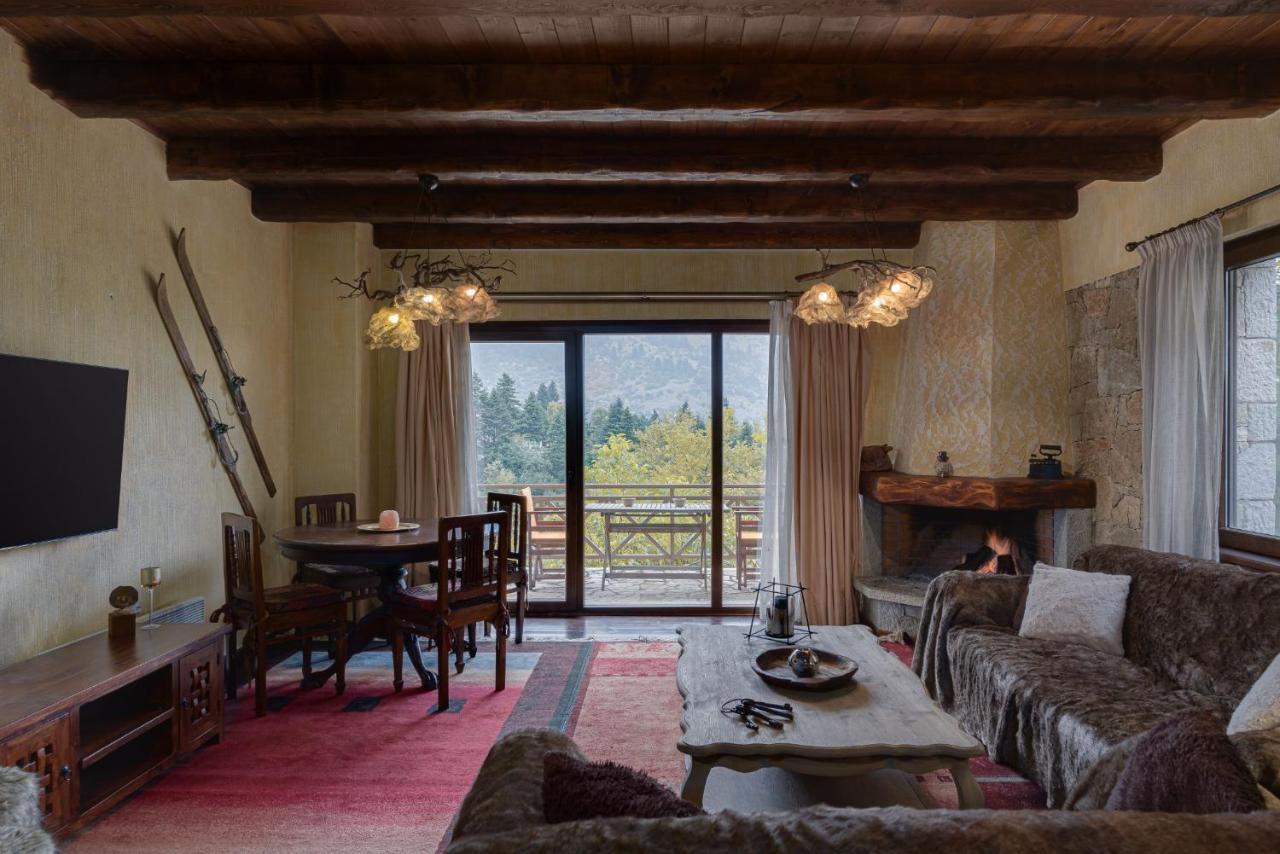 Parnassus Dreamwood Chalet Eptálofos Dış mekan fotoğraf